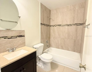 5226 Via Hacienda Circle - Photo Thumbnail 7