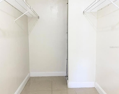 5226 Via Hacienda Circle - Photo Thumbnail 6