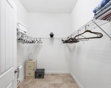 10446 Coquina Court - Photo Thumbnail 24