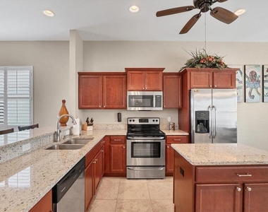 10446 Coquina Court - Photo Thumbnail 16