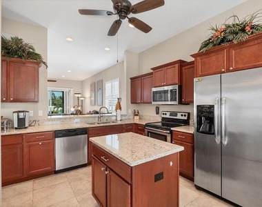 10446 Coquina Court - Photo Thumbnail 17