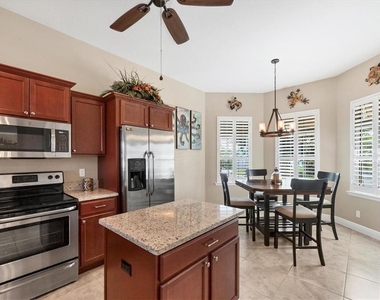 10446 Coquina Court - Photo Thumbnail 19