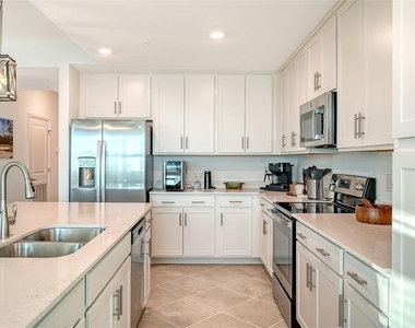 12140 Wellen Golf Street - Photo Thumbnail 22
