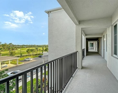 12140 Wellen Golf Street - Photo Thumbnail 3
