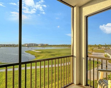 12140 Wellen Golf Street - Photo Thumbnail 14