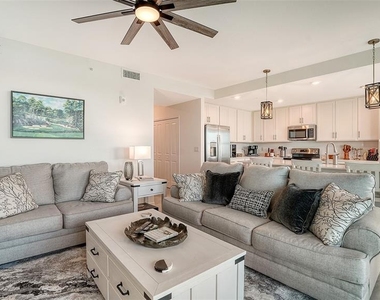 12140 Wellen Golf Street - Photo Thumbnail 16