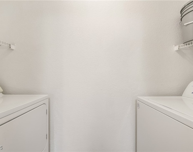 5055 W Hacienda Avenue - Photo Thumbnail 30