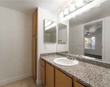 5055 W Hacienda Avenue - Photo Thumbnail 25