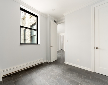 304 West 92nd Street - Photo Thumbnail 4