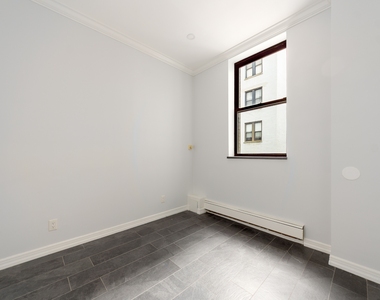 304 West 92nd Street - Photo Thumbnail 5