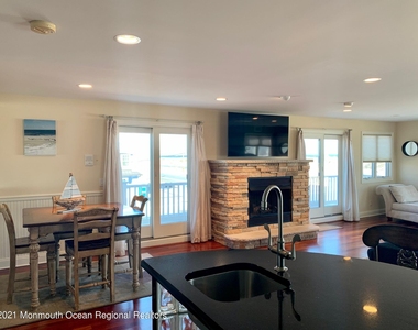 919 N Ocean Avenue - Photo Thumbnail 19