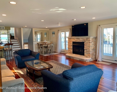 919 N Ocean Avenue - Photo Thumbnail 23