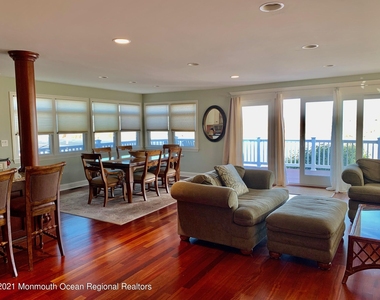919 N Ocean Avenue - Photo Thumbnail 11