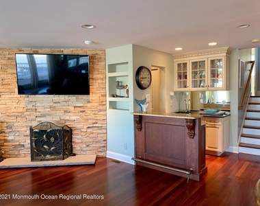919 N Ocean Avenue - Photo Thumbnail 9