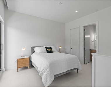 221 Shore Court - Photo Thumbnail 37