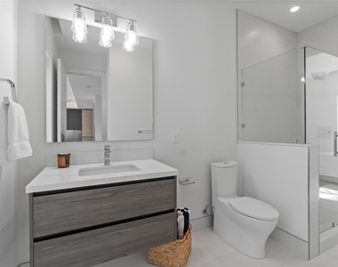 221 Shore Court - Photo Thumbnail 27