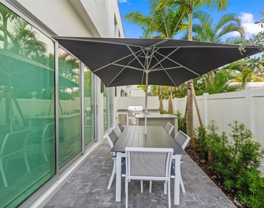 221 Shore Court - Photo Thumbnail 32