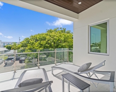 221 Shore Court - Photo Thumbnail 52