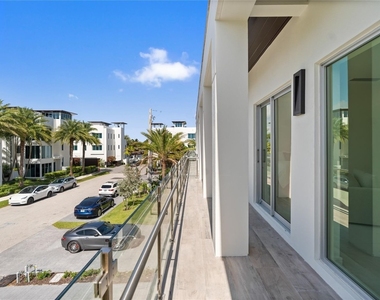221 Shore Court - Photo Thumbnail 41