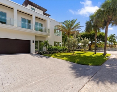 221 Shore Court - Photo Thumbnail 13