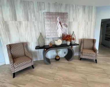 1200 Hibiscus Avenue - Photo Thumbnail 2