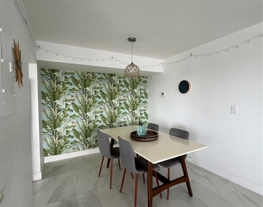 1200 Hibiscus Avenue - Photo Thumbnail 9