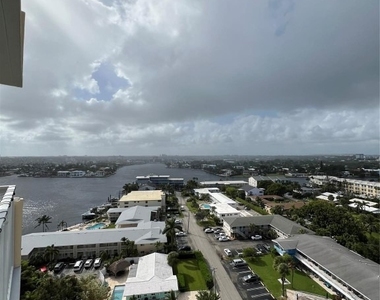 1200 Hibiscus Avenue - Photo Thumbnail 13