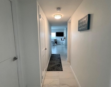 1200 Hibiscus Avenue - Photo Thumbnail 8