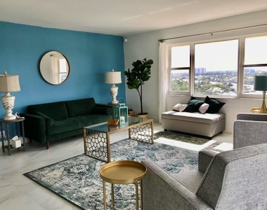 1200 Hibiscus Avenue - Photo Thumbnail 30