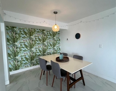 1200 Hibiscus Avenue - Photo Thumbnail 10
