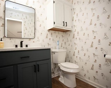 2521 Stanford Court - Photo Thumbnail 7