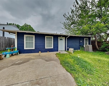 2911 Ryan Avenue - Photo Thumbnail 14