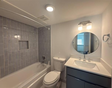 4526 Munger Avenue - Photo Thumbnail 12