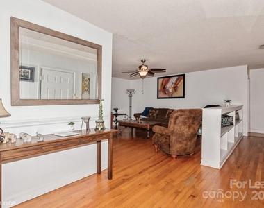 9938 Sandra Lane - Photo Thumbnail 3