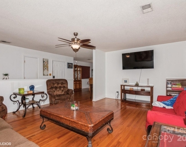 9938 Sandra Lane - Photo Thumbnail 13