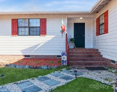 9938 Sandra Lane - Photo Thumbnail 2