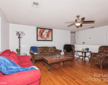 9938 Sandra Lane - Photo Thumbnail 12