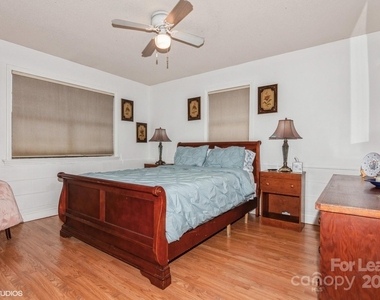 9938 Sandra Lane - Photo Thumbnail 23