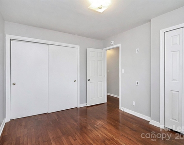 2244 English Drive - Photo Thumbnail 16