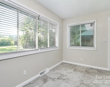 2244 English Drive - Photo Thumbnail 9