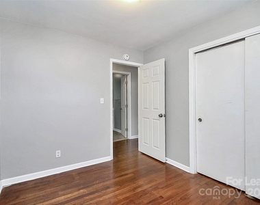 2244 English Drive - Photo Thumbnail 23