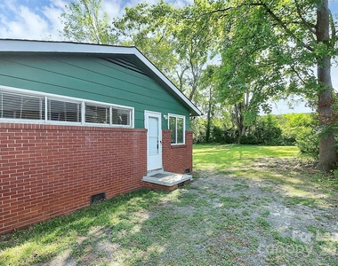 2244 English Drive - Photo Thumbnail 25