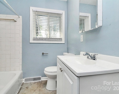 2244 English Drive - Photo Thumbnail 12