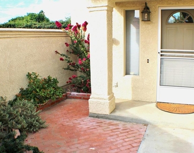 76574 Sheba Way - Photo Thumbnail 1