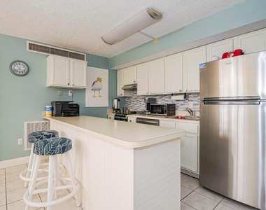 4141 Ocean Drive - Photo Thumbnail 25