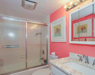 4141 Ocean Drive - Photo Thumbnail 16