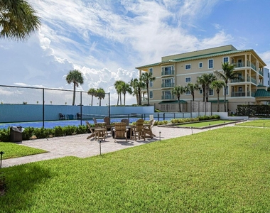 4141 Ocean Drive - Photo Thumbnail 26