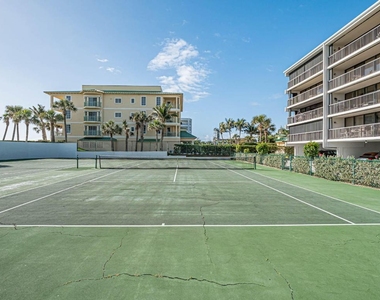 4141 Ocean Drive - Photo Thumbnail 27