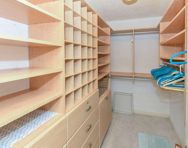 300 John F Kennedy Drive - Photo Thumbnail 17