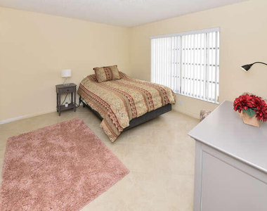 300 John F Kennedy Drive - Photo Thumbnail 20